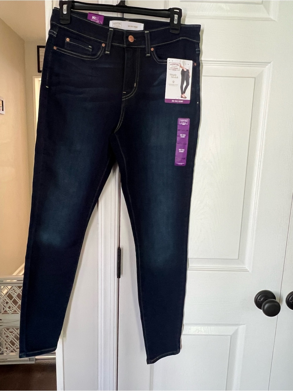 Signature by Levi Strauss Dark Indigo Skinny Jeans NWT Women Size 8